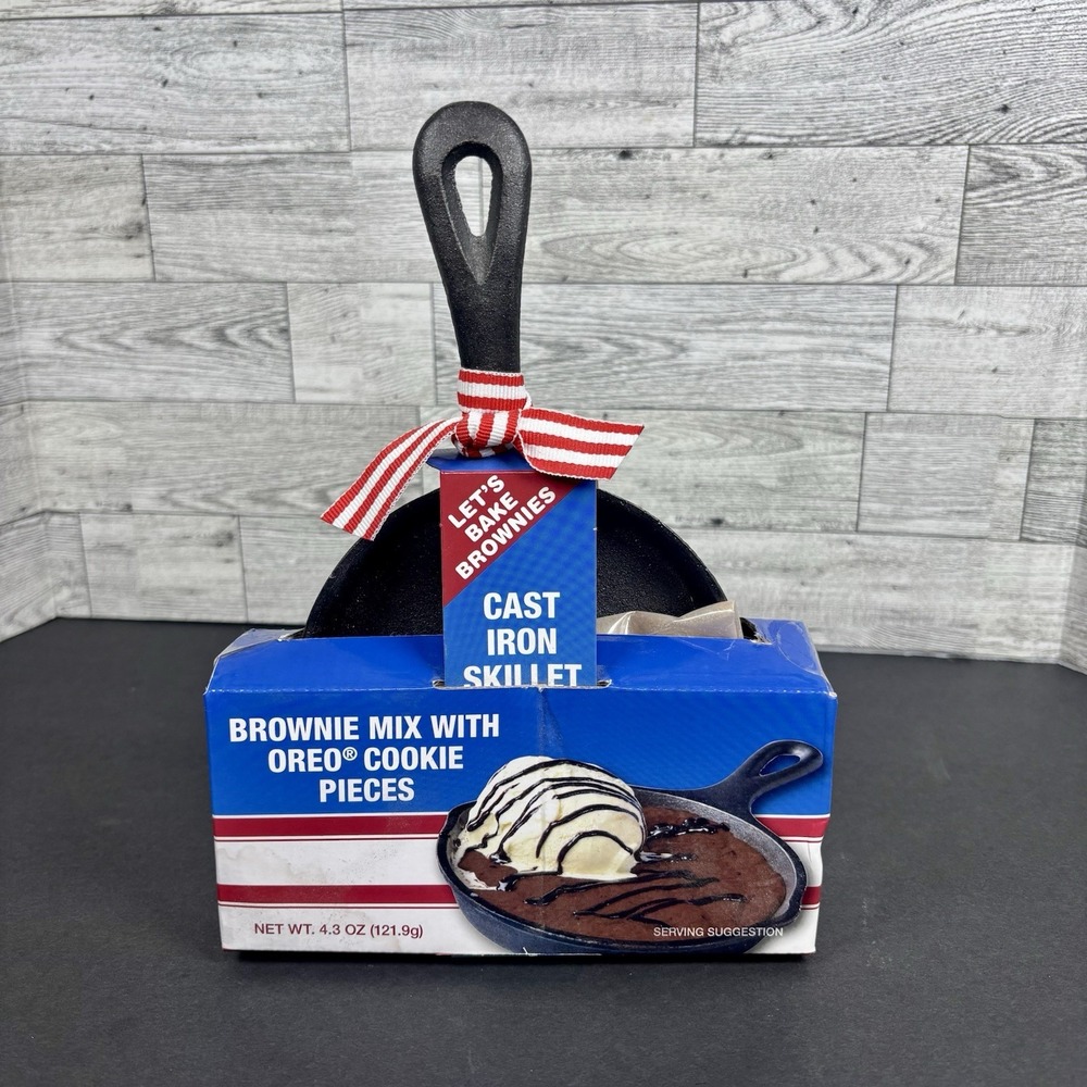 Cast Iron 5" Skillet & Brownie Mix with Oreo Cookie‎ Pieces  NEW